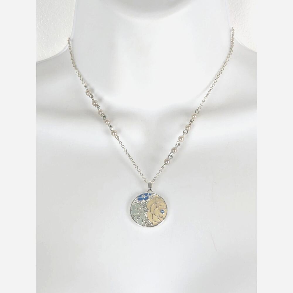 Vintage Avon Floral Enamel Pendant Necklace Silver Tone Beaded Chain Blue Green